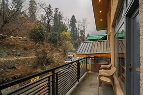 The Hosteller Jibhi
