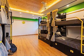The Hosteller Lansdowne