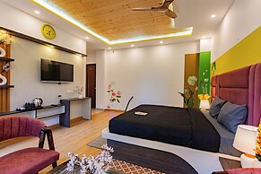 The Hosteller Lansdowne