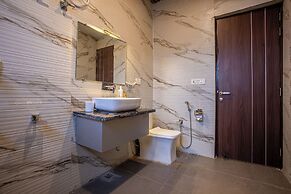 The Hosteller Lansdowne