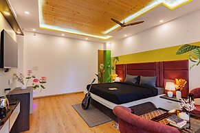 The Hosteller Lansdowne