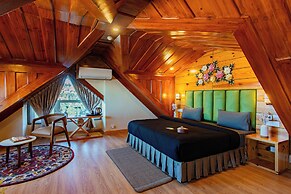 The Hosteller Shimla Valley View