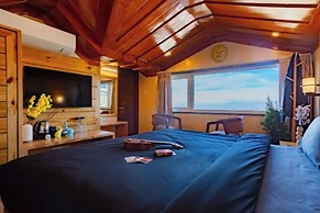 The Hosteller Shimla Valley View