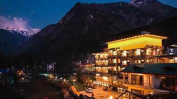 The Hosteller Shimla Valley View