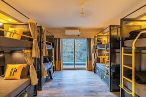 The Hosteller Bam Rishikesh