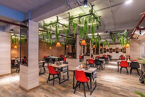 The Hosteller Bam Rishikesh