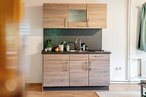 Lakeview Apartments