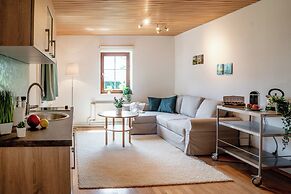 Lakeview Apartments