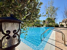Menada Aphrodite Green Apartments