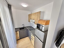 Menada Aphrodite Green Apartments