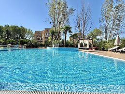 Menada Aphrodite Green Apartments
