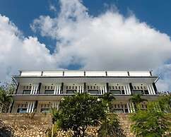 La Colina Komodo Hotel