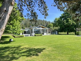 Cozy Nature Chalet for 8 Guests