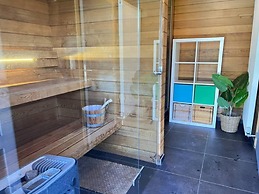 Cozy Nature Chalet for 8 Guests