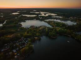 Havel River Houseboat