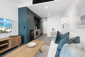 Modern Studio in Fremantle With Stunning Rooftop