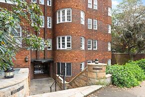Spacious 3-bed Home in Princeton Pearl Double Bay