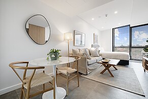 Bright Studio in Fremantle With Modern Finishes
