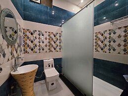 Hotel Divshikha