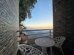 Hotel Divshikha