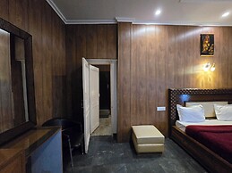 Hotel Divshikha