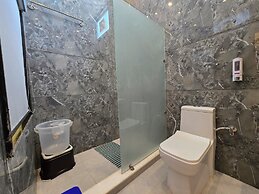 Hotel Divshikha
