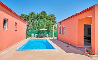 Drastis Escape Villas - Villa Simran By Estia