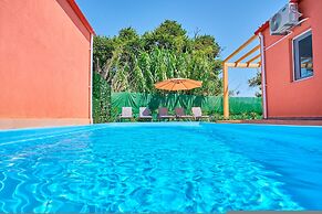 Drastis Escape Villas - Villa Simran By Estia