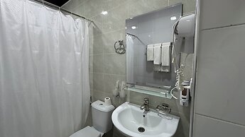 Chinor Hotel Fergana