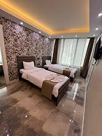 ELEGRAND HOTEL