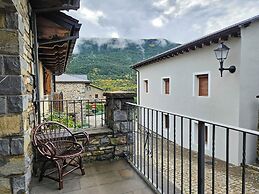 Apartamentos Casa Boira 3000