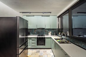 Niabi 3BDR Villa with pool