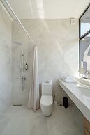 Niabi 3BDR Villa with pool