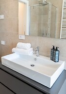 Waterfront Suite by Wonderful Italy