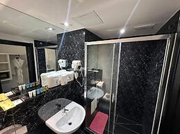 City Tower Hotel
