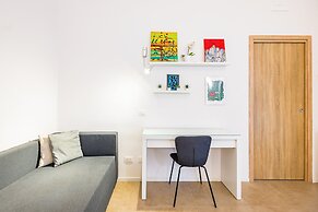 Art Apartment by Napoliapartments