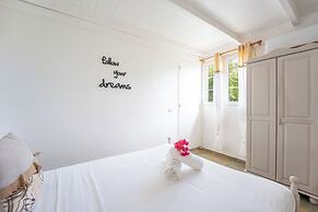 CASA LYDIE - ÉVASION CRÉOLE AVEC PISCINE
