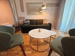 Devana Premium Apartment by CHORS