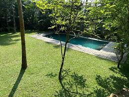 Niketh Villa Homestay- Kandy