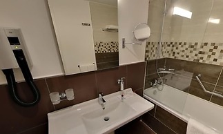 Hotel Hani - Aéroport
