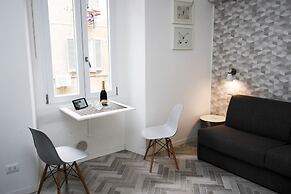 Centro Bligny B - Lovely Studio in Bocconi Area