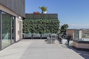 Central Tower S Babila - Elegant 2bdr With Rooftop Terrace