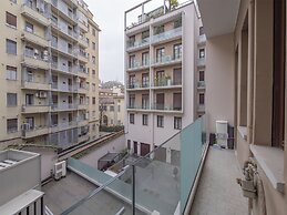 Freguglia G - Large Studio Suite Close to Duomo