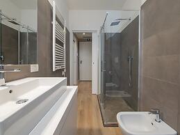 Freguglia G - Large Studio Suite Close to Duomo