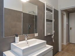 Freguglia G - Large Studio Suite Close to Duomo