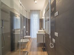 Freguglia G - Large Studio Suite Close to Duomo