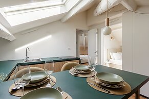 Palazzo Quantum 1 - Suite 7 2bdr Apartment Bovisa Area