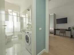 Spinoza - Modern 1 br With Balcony Steps From Piola