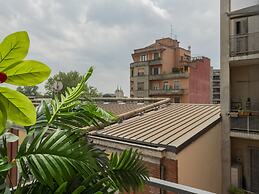 Spinoza - Modern 1 br With Balcony Steps From Piola