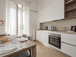 Spinoza - Modern 1 br With Balcony Steps From Piola